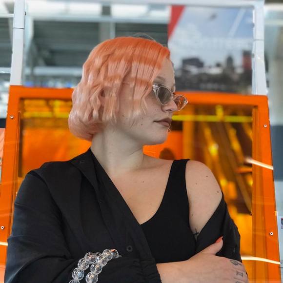 Meet your Posher, Cindy - Picture 1 of 1